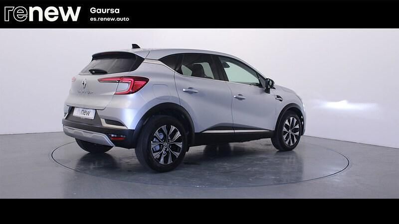 Usado Renault Captur Techno 140 CV (102 kW) 2023 Gris SUV