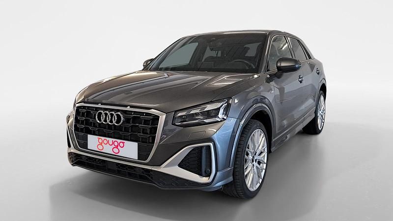 Usado Audi Q2 Ambiente 150 CV (110 kW) 2024 Gris SUV