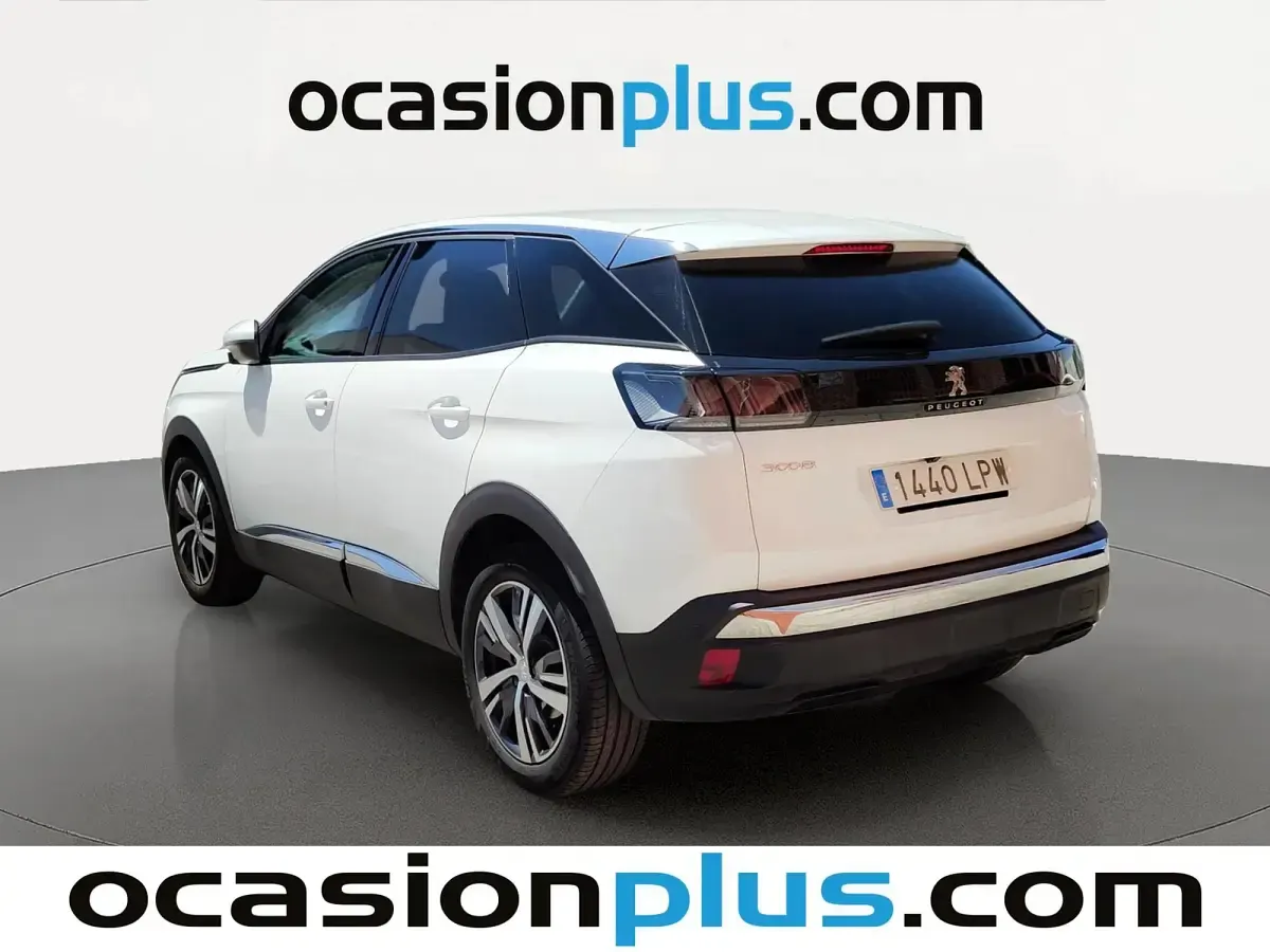 Usado Peugeot 3008 Allure 131 CV (96 kW) 2021 Blanco SUV