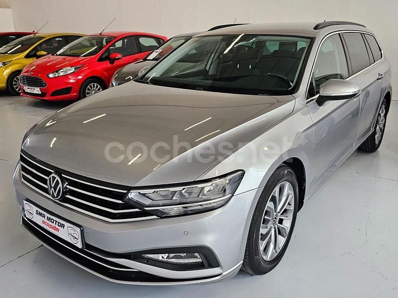 Usado VW Passat Executive 150 CV (110 kW) 2020 Plateado Familiar