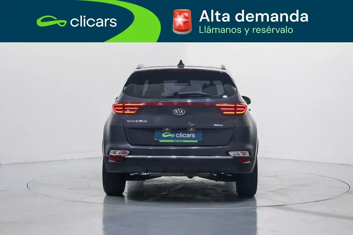 Usado Kia Sportage 132 CV (97 kW) 2020 Gris SUV