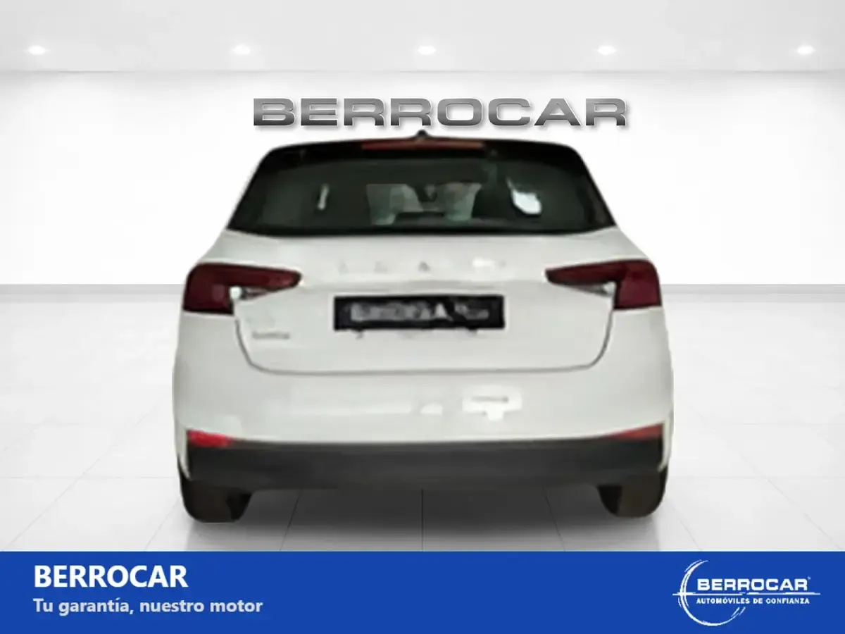 Usado Skoda Fabia Active 95 CV (69 kW) 2022 Blanco Utilitario
