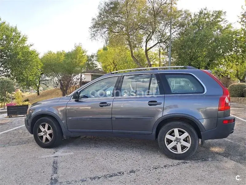 Usado Volvo XC90 Kinetic 163 CV (119 kW) 2004 Gris / plata SUV