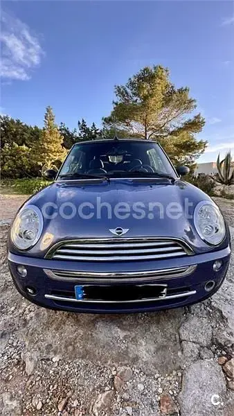 Usado Mini One Cabriolet 90 CV (66 kW) 2008 Violeta / lila Descapotable