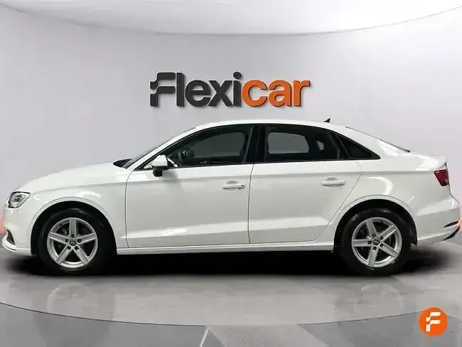 Usado Audi A3 116 CV (85 kW) 2019 Blanco Berlina