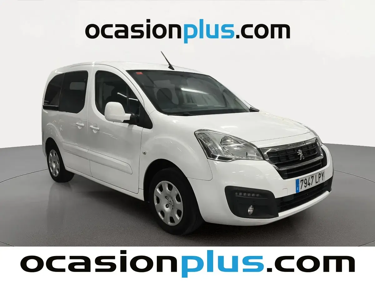 Usado Peugeot Partner Tepee Active 120 CV (88 kW) 2016 Blanco Monovolumen