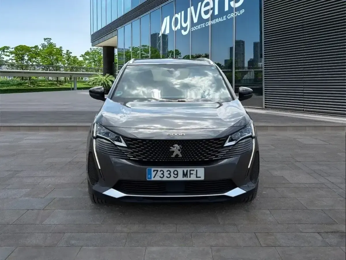 Usado Peugeot 5008 GT 131 CV (96 kW) 2023 Gris SUV