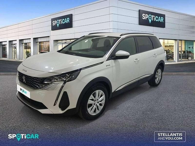 Blanco Usado 2021 Peugeot 5008 Style Monovolumen | 18.950 € (Super precio) - Imagen 1/4