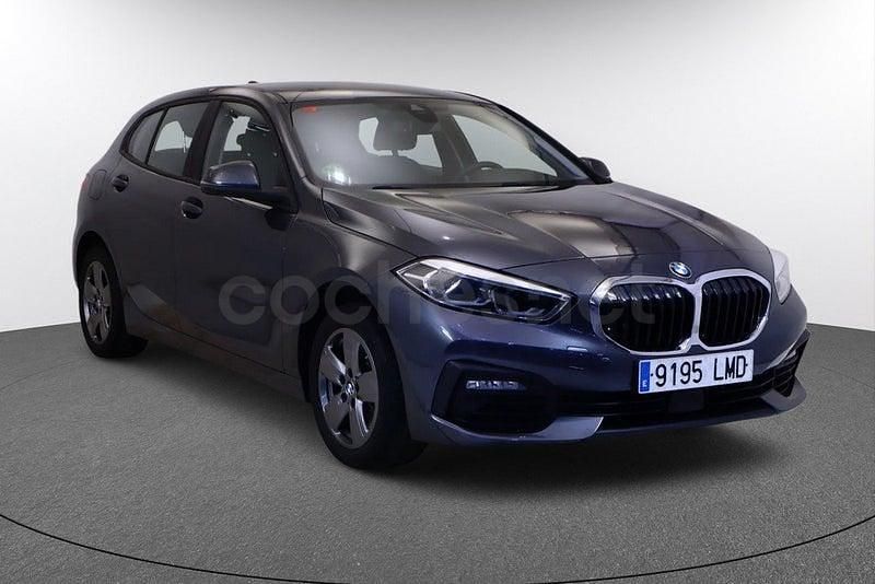 Usado BMW 116 Comfort Edition 116 CV (85 kW) 2021 Gris / plata Utilitario