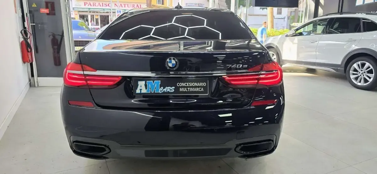 Usado BMW 740 iPerformance 326 CV (239 kW) 2019 Negro Berlina