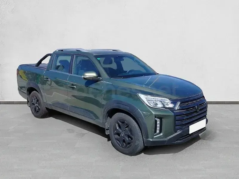 Usado SsangYong Musso 202 CV (148 kW) 2023 Verde Pickup/Camioneta