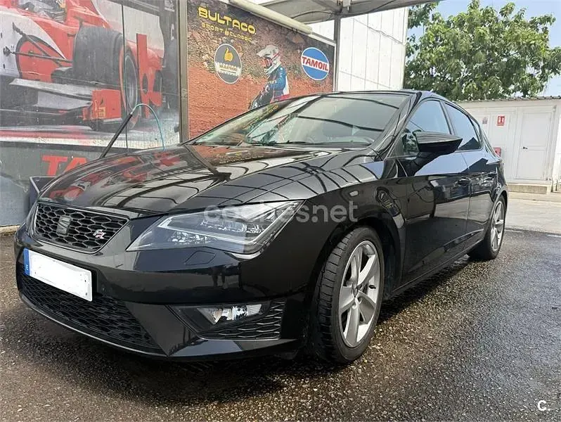 Usado Seat Leon FR 125 CV (91 kW) 2016 Negro Berlina