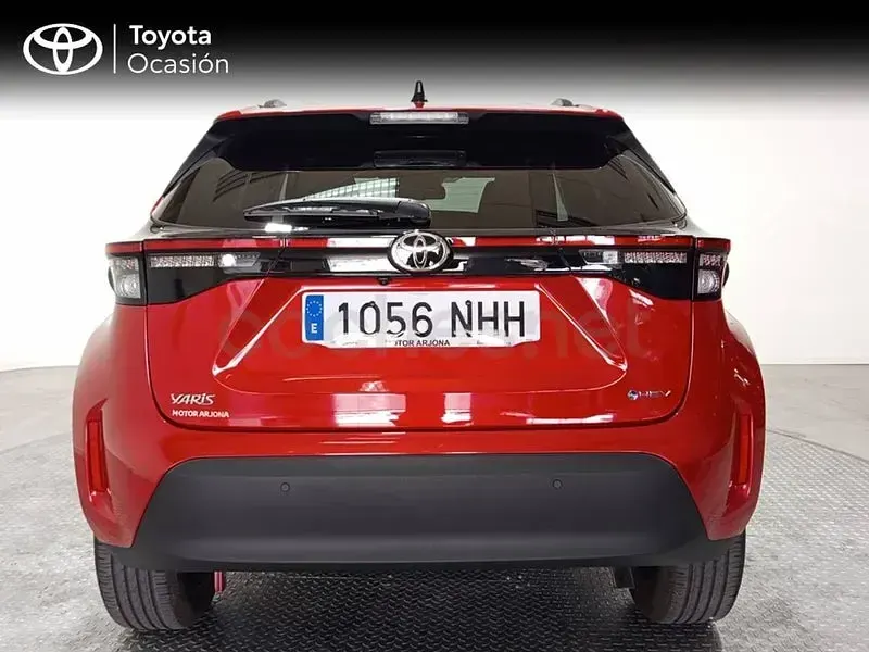 Occasion Toyota Yaris Cross Active 130 PK (95 kW) 2025 Rood SUV