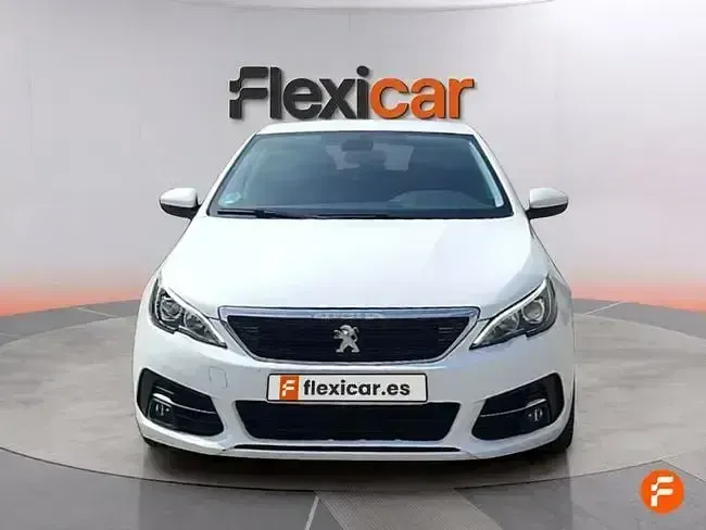 Usado Peugeot 308 Style 130 CV (95 kW) 2021 Blanco