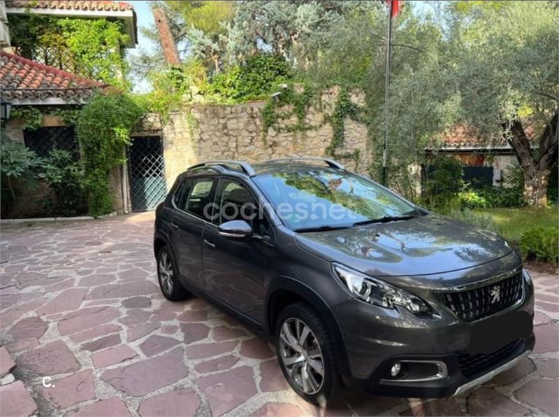 Gris / plata Usado 2018 Peugeot 2008 Allure SUV | 8500 € (Buen precio) - Imagen 1/4