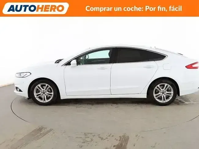 Usado Ford Mondeo Titanium 150 CV (110 kW) 2015 Blanco Berlina