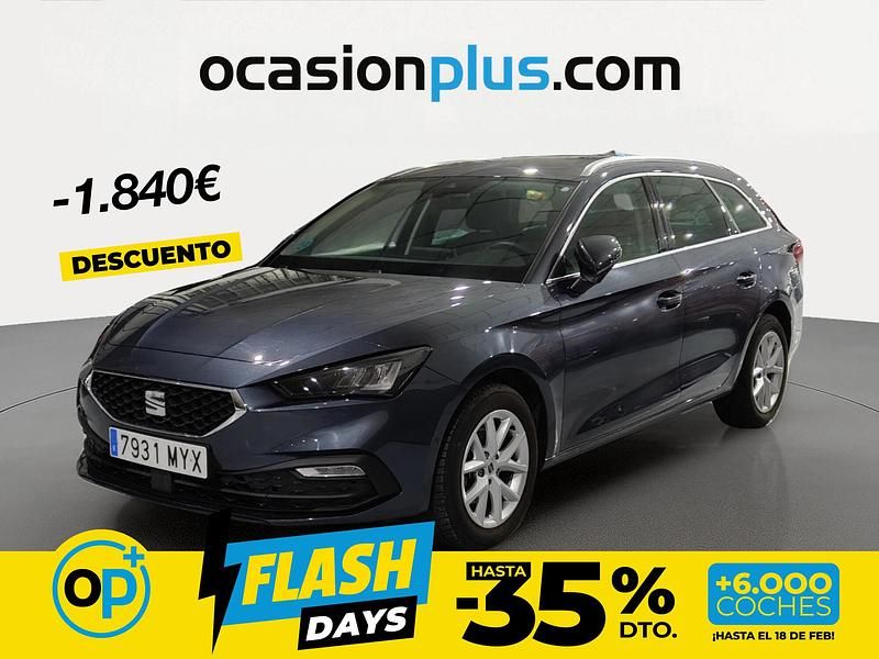 Usado Seat Leon Style 116 CV (85 kW) 2025 Gris Familiar