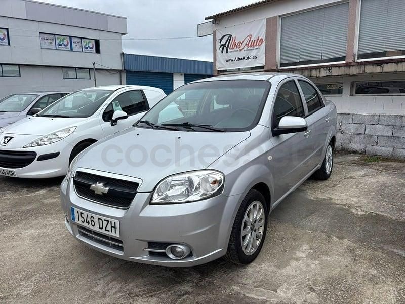 Usado Chevrolet Aveo LT 94 CV (69 kW) 2006 Gris / plata Berlina