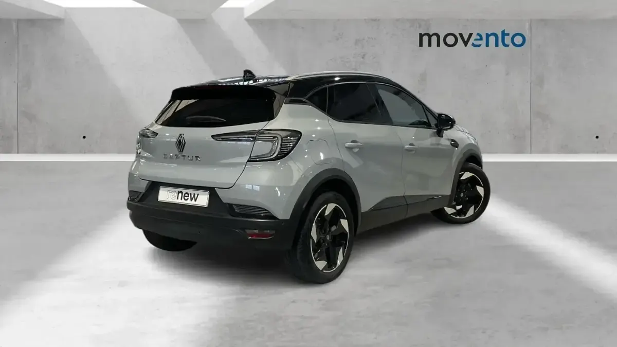 Usado Renault Captur Techno 100 CV (73 kW) 2025 Gris SUV