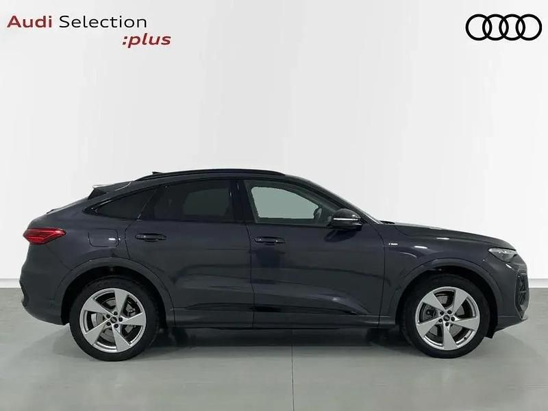 Begagnad Audi Q5 204 HK (150 kW) 2025 Grå SUV