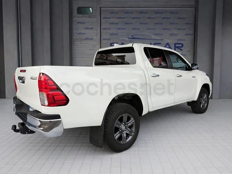 Usado Toyota HiLux 150 CV (110 kW) 2025 Blanco Pickup/Camioneta