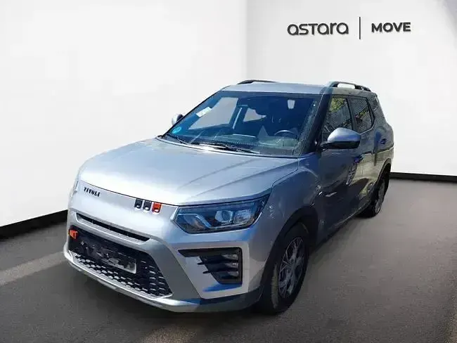 Usado SsangYong Tivoli 163 CV (119 kW) 2024 Gris