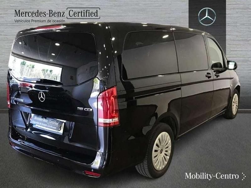 Usado Mercedes Vito 163 CV (119 kW) 2023 Gris Van