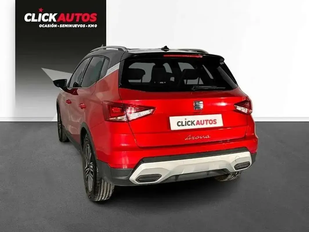Usado Seat Arona Xperience 110 CV (80 kW) 2023 Rojo SUV