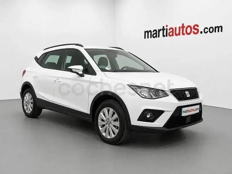 Usado Seat Arona Ecomotive 95 CV (69 kW) 2019 Blanco SUV