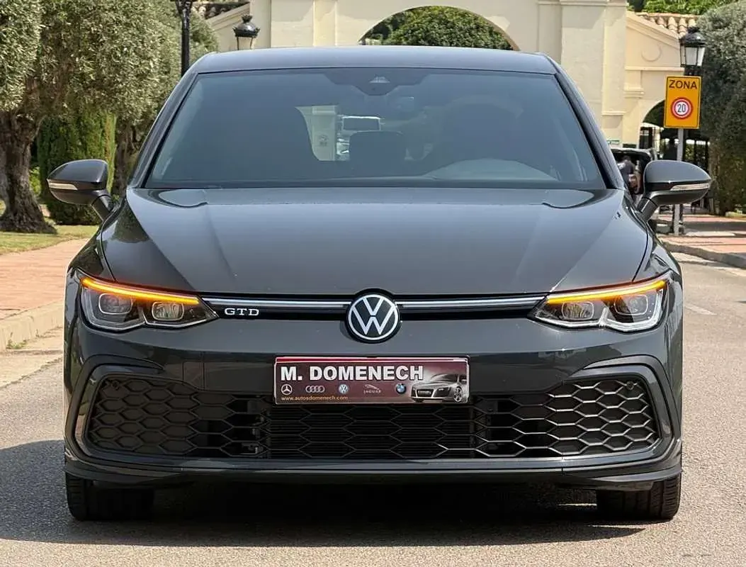 Usado VW Golf VIII 200 CV (147 kW) 2022 Gris Utilitario