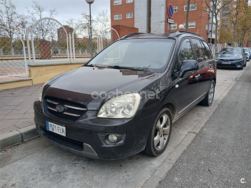 Negro Usado 2007 Kia Carens LX Monovolumen | 750 € (Buen precio) - Imagen 1/4