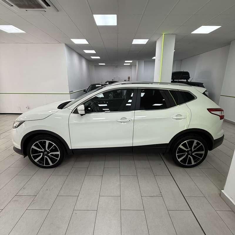 Usado Nissan Qashqai Tekna 131 CV (96 kW) 2014 Blanco SUV