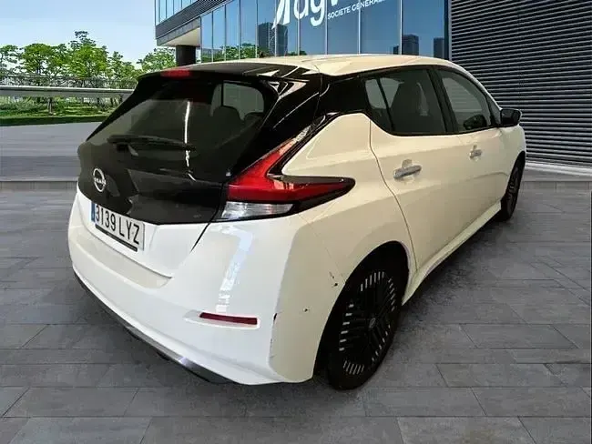 Usado Nissan Leaf Acenta 160 kW (218 CV) 2022 Blanco Utilitario