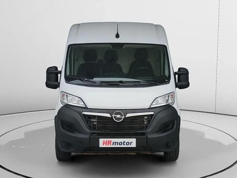Usado Opel Movano 140 HP (102 kW) 2022 Branco Van