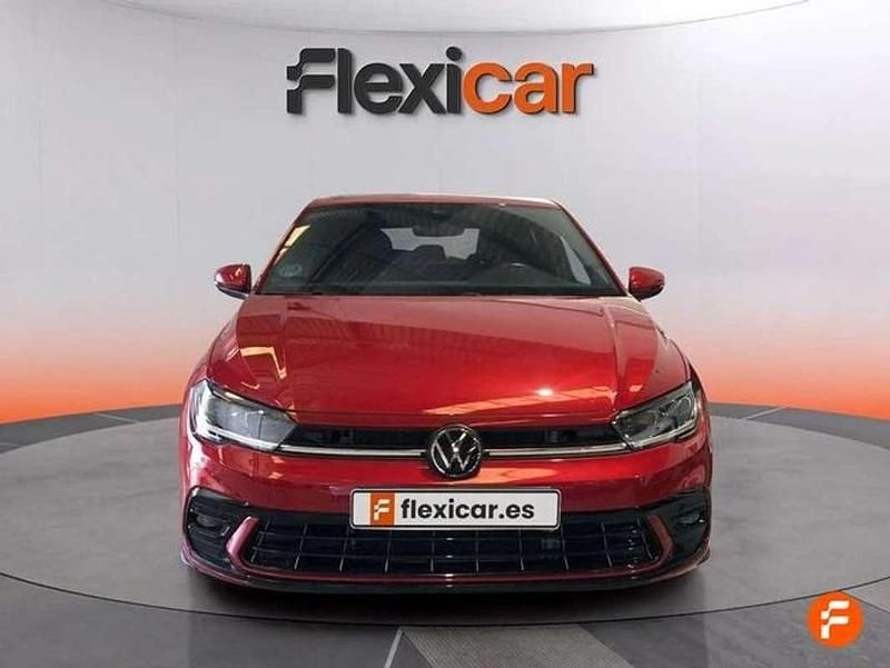 Usado VW Polo R-line 110 CV (80 kW) 2023 Burdeos Utilitario