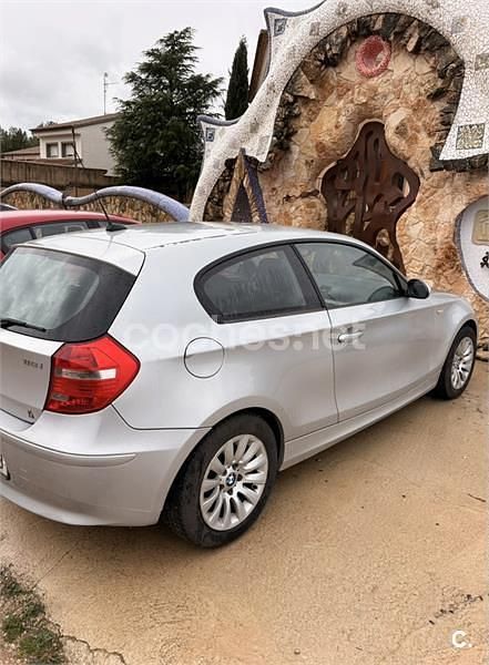 Usado BMW 116 122 CV (89 kW) 2009 Gris / plata Utilitario