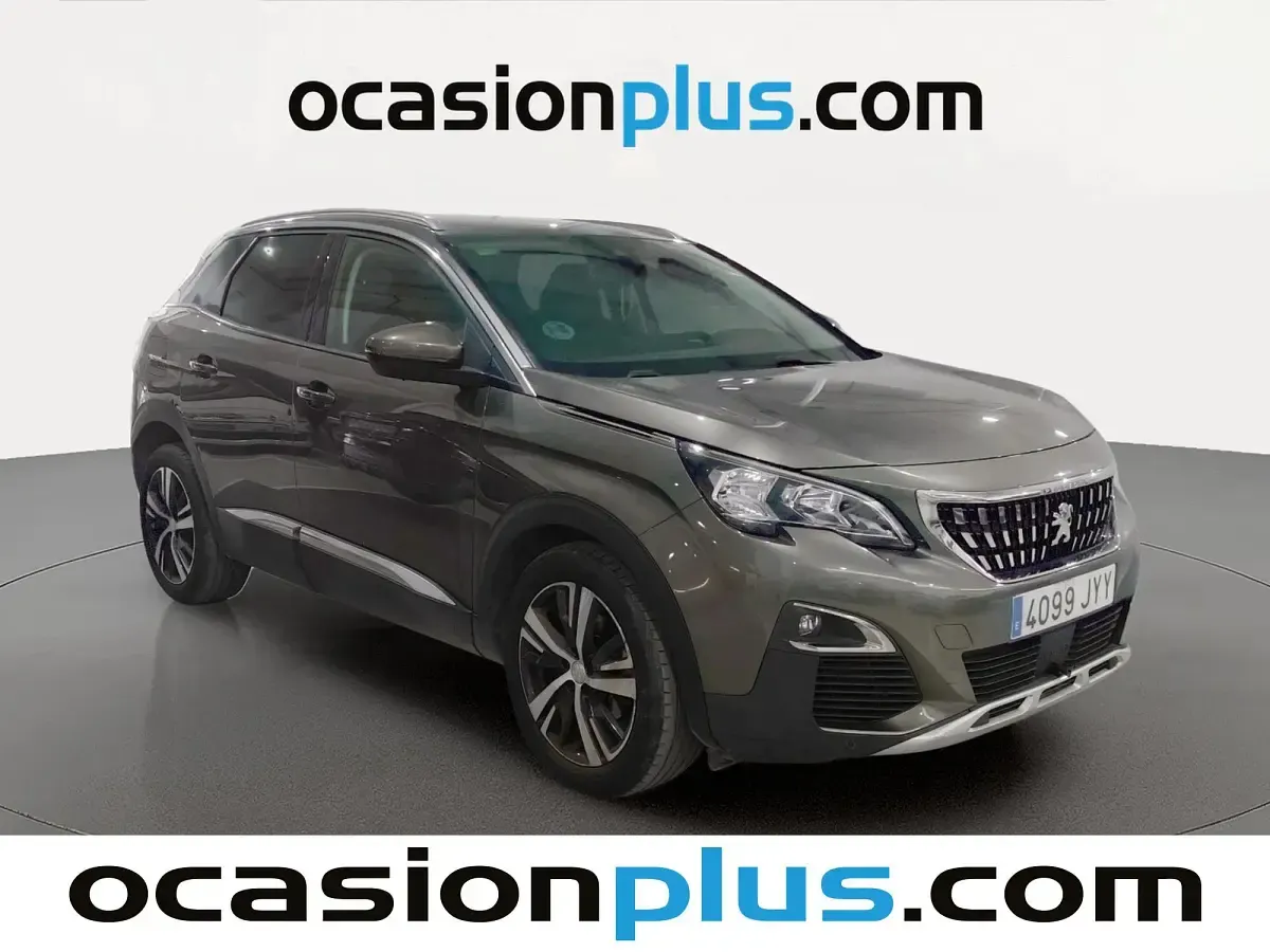 Usado Peugeot 3008 Allure 131 CV (96 kW) 2017 Gris SUV