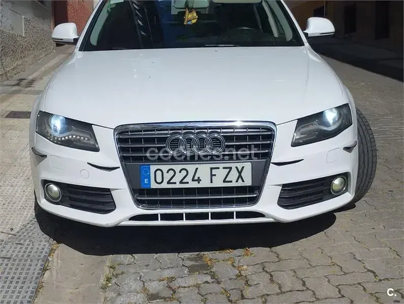 Usado Audi A4 Premium 143 CV (105 kW) 2008 Blanco Berlina