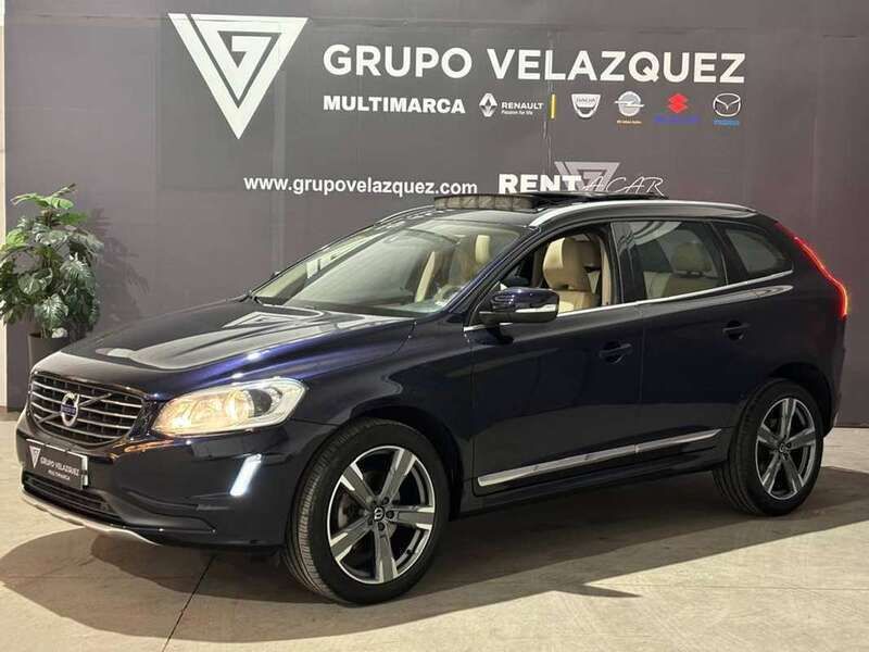 Azul magic blue metalizado Usado 2016 Volvo XC60 Momentum SUV | 18.700 € (Caro) - Imagen 1/4