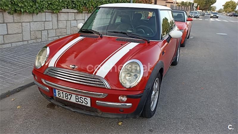 Usado Mini Cooper 115 CV (84 kW) 2002 Rojo Utilitario