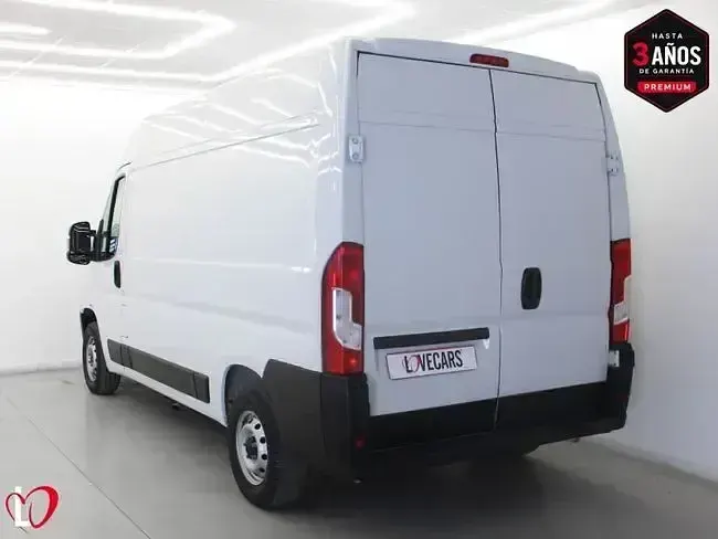 Usado Fiat Ducato 140 CV (102 kW) 2021 Blanco Van