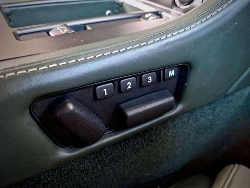 Usado Aston Martin Vantage 426 CV (313 kW) 2011 Verde Coupe