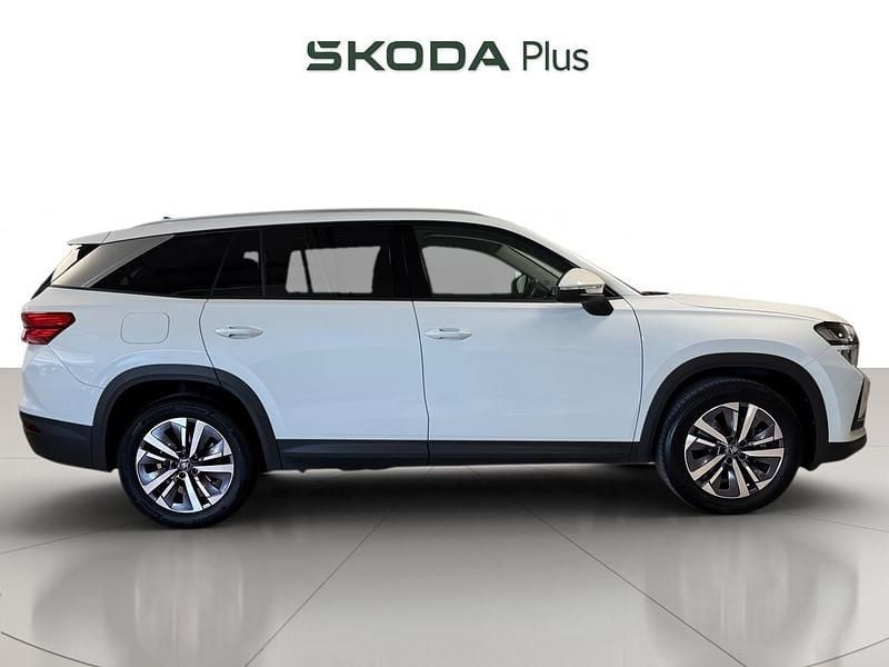 Usado Skoda Kodiaq Selection 151 CV (111 kW) 2025 Blanco SUV