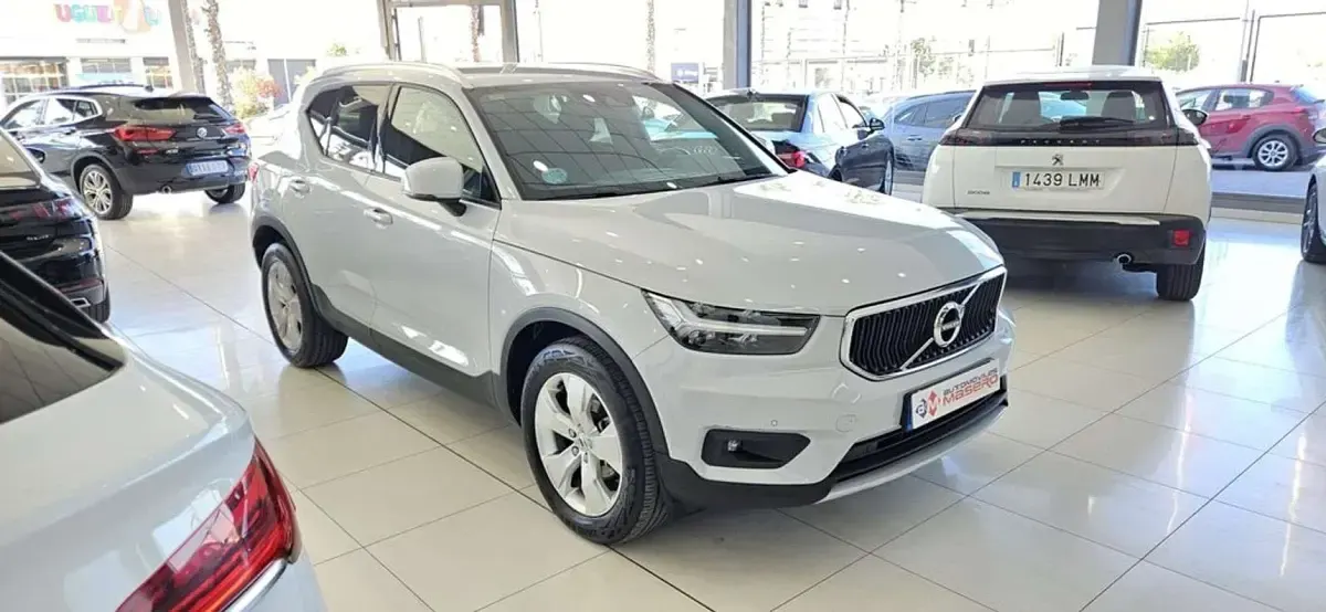 Usado Volvo XC40 Business Edition 150 CV (110 kW) 2020 Gris SUV