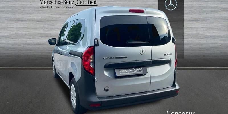 Usado Mercedes Citan 110 95 CV (69 kW) 2023 Gris Familiar