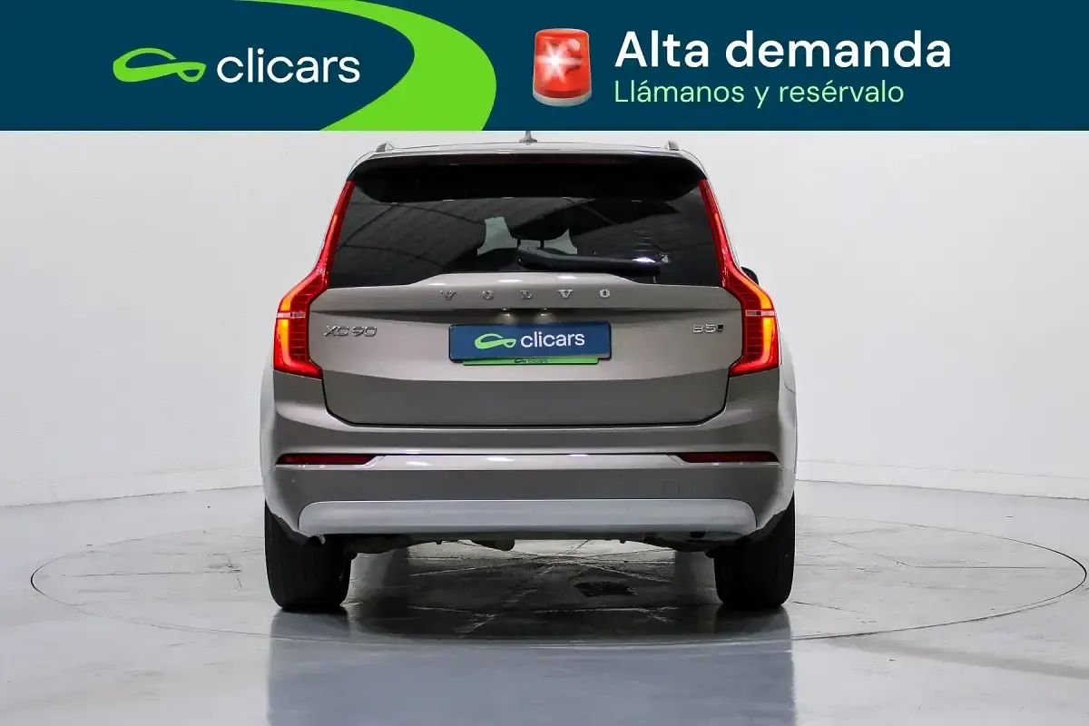 Usado Volvo XC90 Core 235 CV (172 kW) 2022 Gris SUV