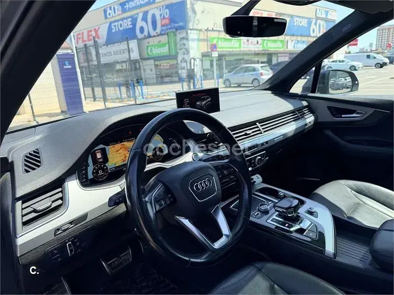 Usado Audi Q7 Ambiente 333 CV (244 kW) 2016 Gris / plata SUV
