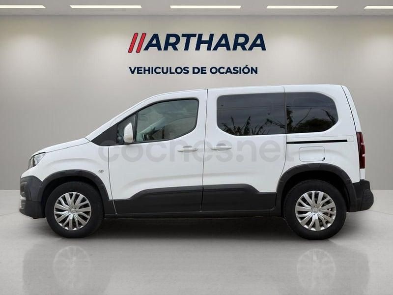 Usado Peugeot Rifter Active 130 CV (95 kW) 2019 Blanco Monovolumen