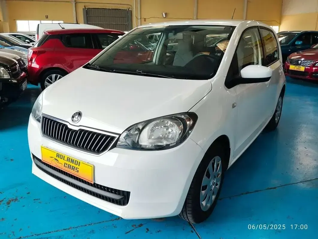 Usado Skoda Citigo Active 60 CV (44 kW) 2015 Blanco Utilitario