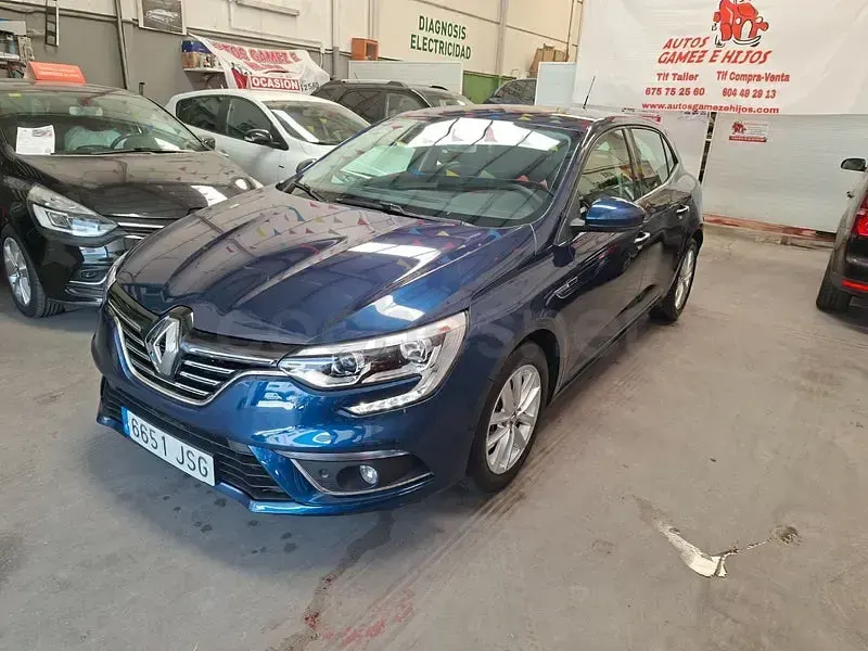 Usado Renault Mégane IV Zen 130 CV (95 kW) 2016 Azul Berlina